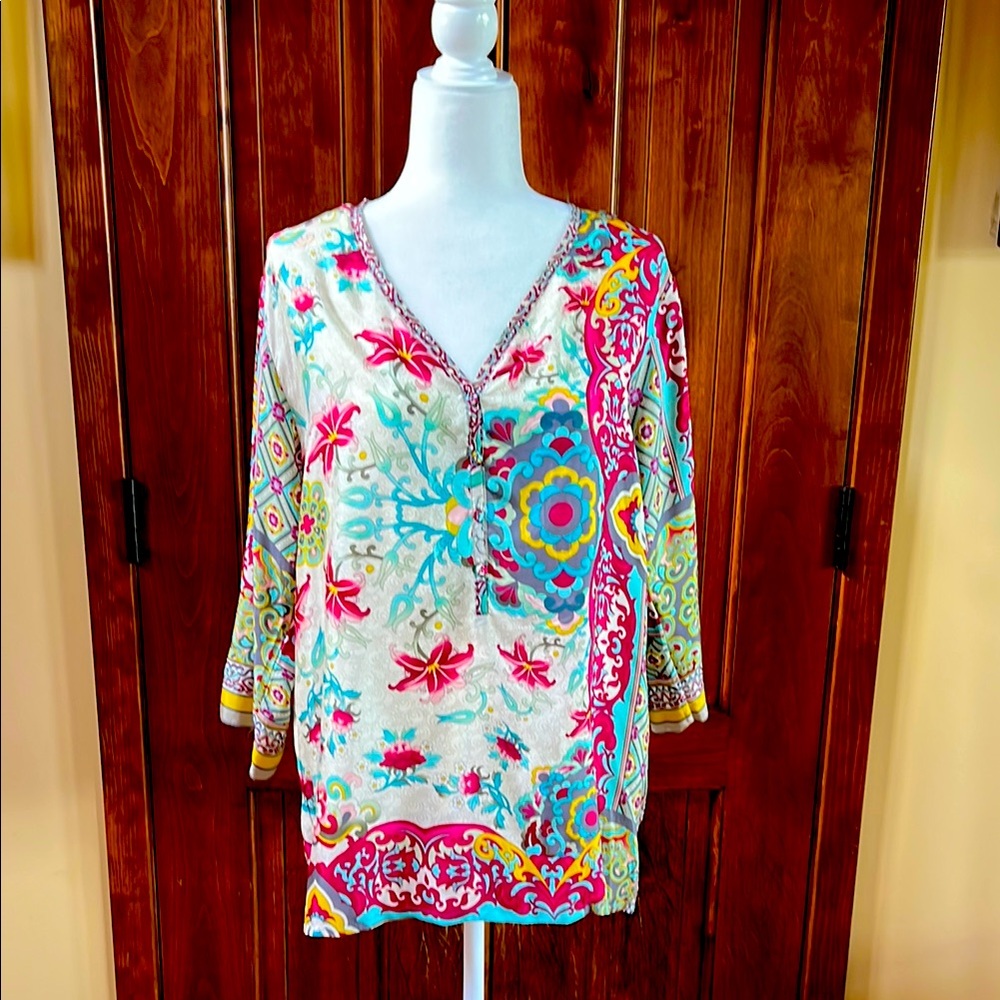 Johnny Was Green Graphic 3/4 Sleeve Blouse